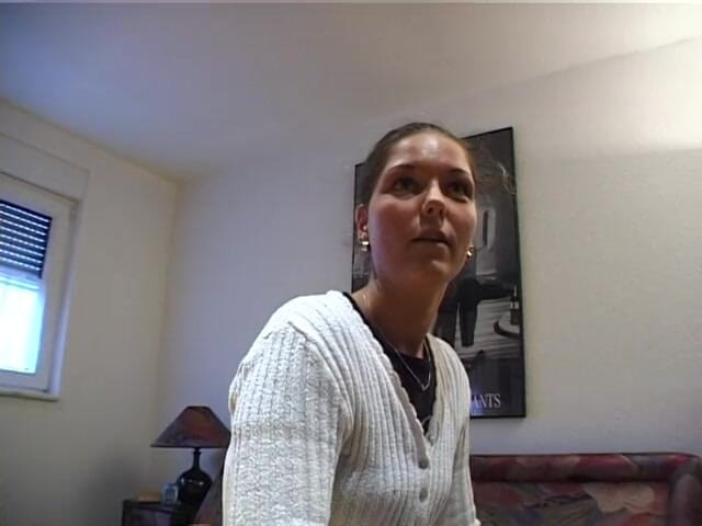 German Classic Porn videos: Tanja 23, niemiecka studentka robi przesłuchanie