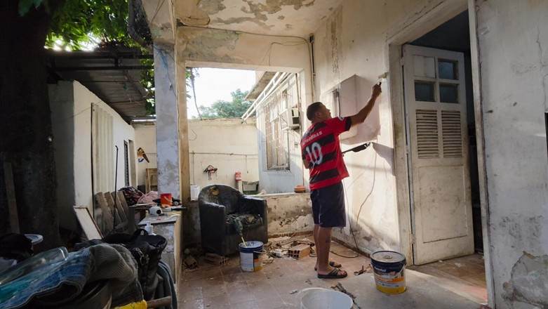 LeoOgro: Punând bilele în curul surorii mele vitrege