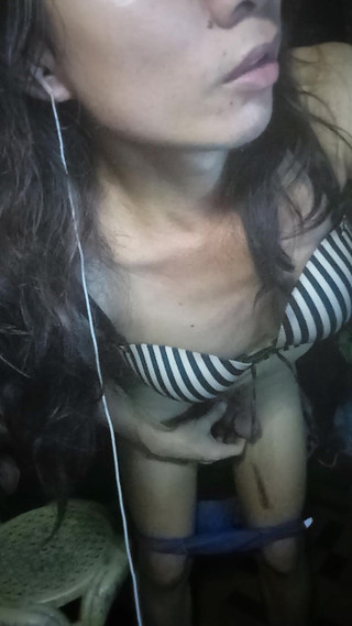 Reynaldo6: Královna chce šukat svého tátu přímo dovnitř