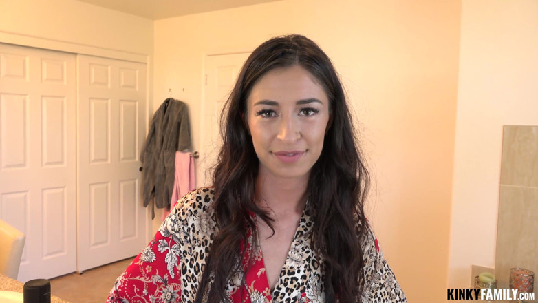 Kinky Family: Stepsis Obsessed with My Dick