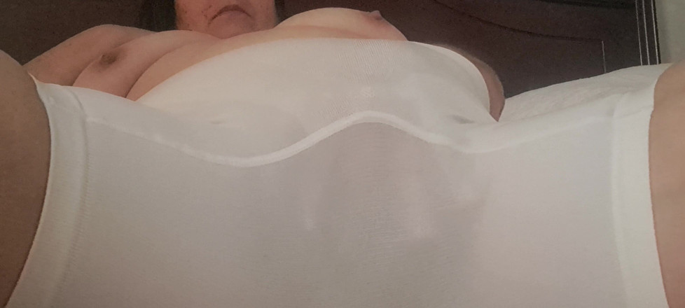 Mommy big hairy pussy: Хапаючи панцир над трусиками, наскільки вона буде товстою і вологою