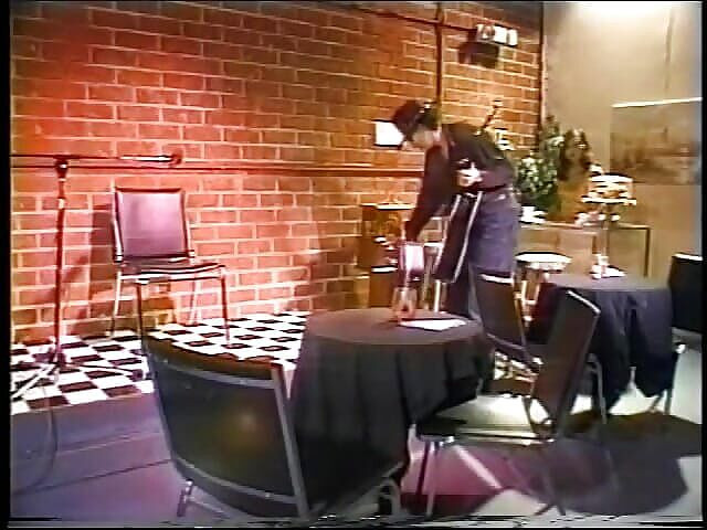 Old Good Porn: Sexig blond och asiatisk kuk suger hos ta kuk i...