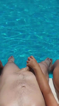 Servicio de piscina - Katt Noir Services - Camilla Cheyenne y Mr C