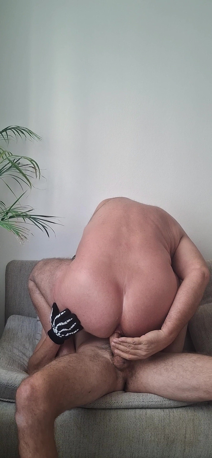 Vero Thomas: Aydınlatılmış cadılar bayramı dölleme