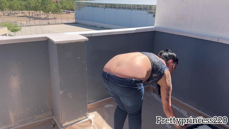 Panfil corina: Üçüncü kez muhteşem bir popo kırığı boyanmış