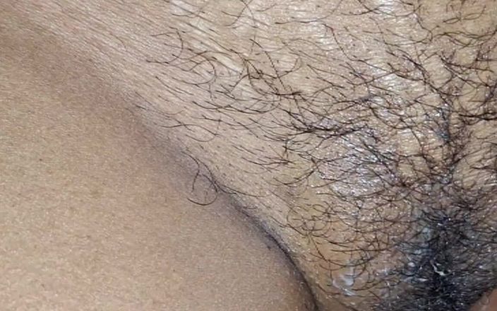 Wifeee: La modella sessuale Sabita ottiene il Burr Serviced, il video...