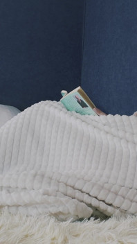 Cơn Ác Mộng Của Bạn Cùng Phòng Nhỏ Bé: Chết Đuối Trong Ca Cao Nóng Bỏng & Marshmallows Của Tôi