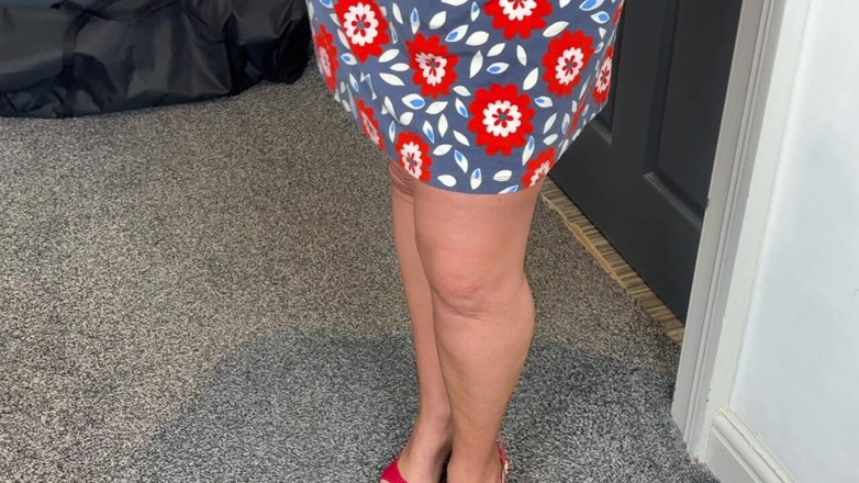 Aunty Sandra vintage girdle queen: Vgq27 밤 외출 후 벗는 아줌마 Sandra