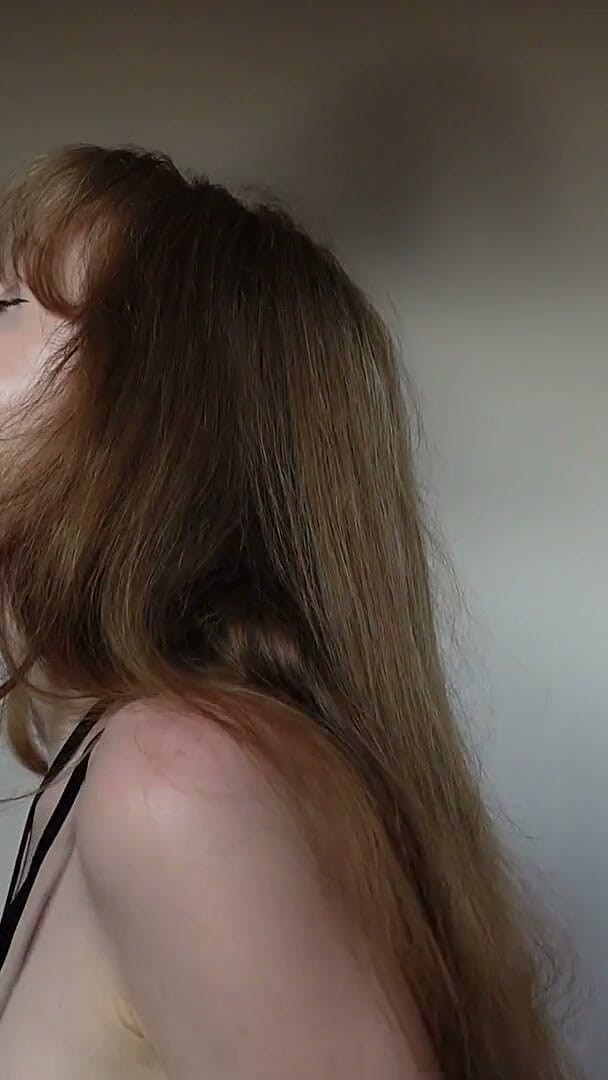 HotRedWildcat: Pipe Avec Gorge Profonde, Facefuck Et Facial