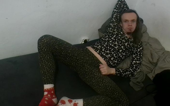 Sexy Live: Striptýz masturbace v leopardím tiskovém oblečení Pt. 2