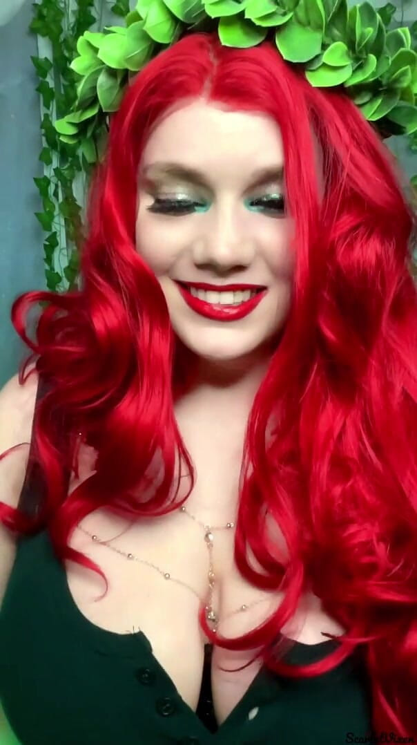 Scarlet Vixen: Zrození jedové Ivy