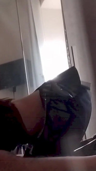 MILF Blowjob and Cumshot Inside the Condom