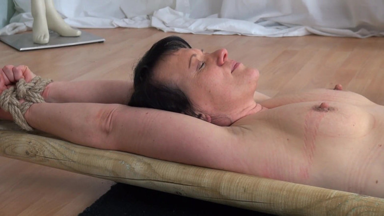 Yvette xtreme: Připraveni na orgasmus