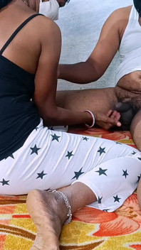 Hintli ateşli evli kadın ev yapımı elle muamele sakso ayakla muamele bölüm 1