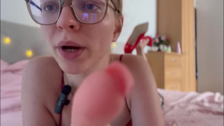 Goddess_Bella_Rae: Șoptind cuvinte umilitoare Asmr