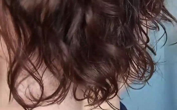 Kndy Kmille: This Bitch Sends Me This Video so I Can Raise...