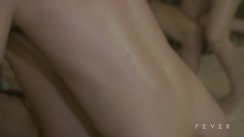 Fever Films: Festa arrapata nell'appartamento della mia amica