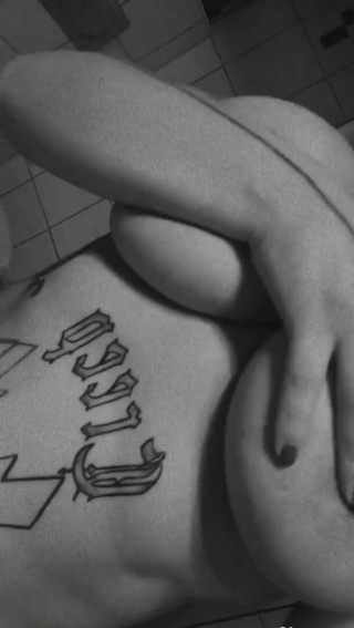BossAssBiX: Appena fuori dalla doccia