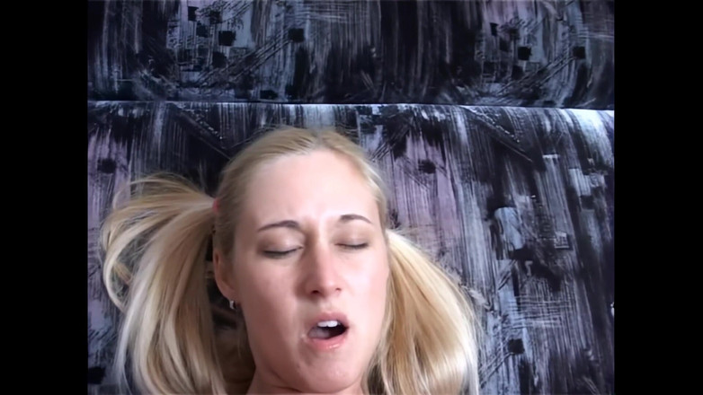 MCG Empire: Disfrutando En Ausencia De Hombre