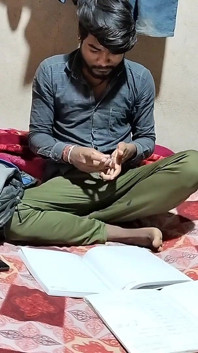 Pelajar Kolej Muda Kampung Desi India Dengan Masterji Muda