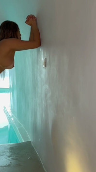 Fodendo em uma caverna em Santorini