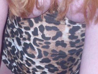 Ginger milf: Ehefrau reitet schwanz, dicke titten, brustwarzen &sperma über titten