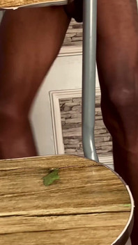 She Broke My Chair with Her 92kg Weight