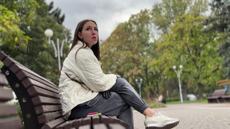 Hottie goddess: Dangle Smoke Spit Peek POV