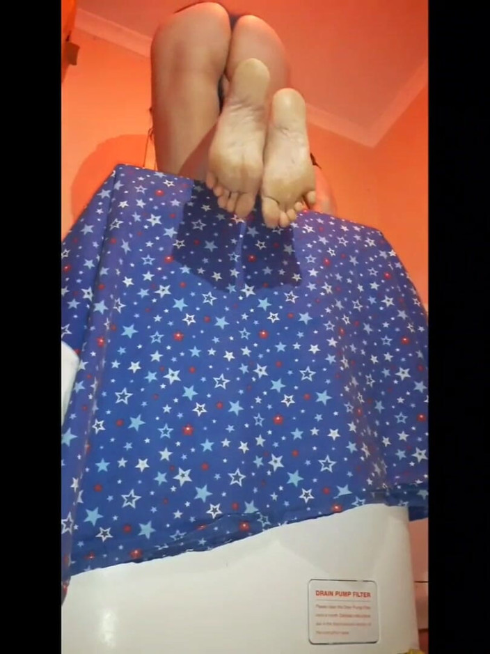 Lizzaali: Cut up pants into shorts to sit on washing machine