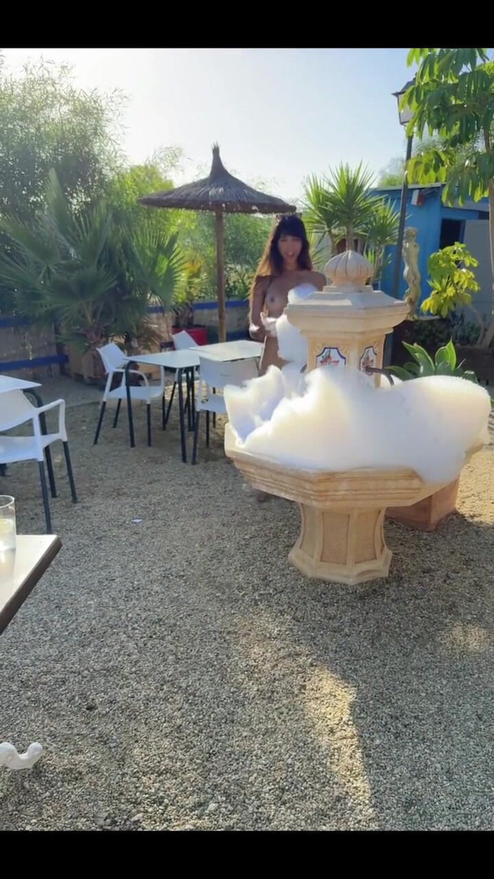 DaringKiara: ¡Así es como terminé mi épica visita al bar!