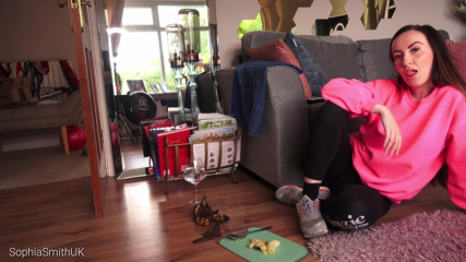 SophiaSmithUK: Eat From My Shoe