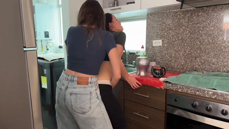 scarlettandc: Lesbian Compilation