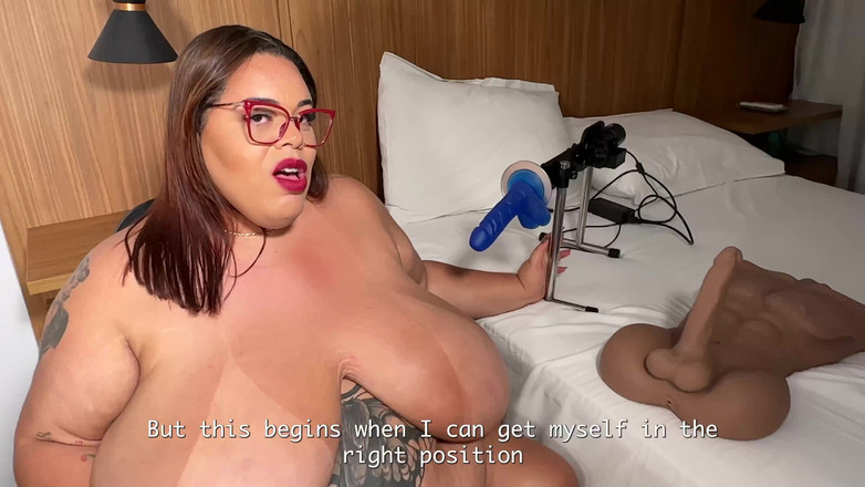 Angel BBW: 天使胖美女被她的男朋友双洞齐插