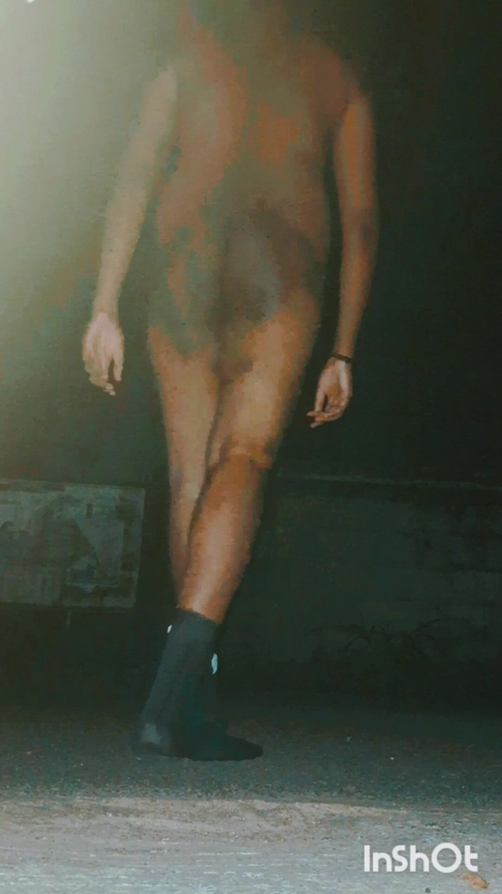 MayankPerv: Une étudiante mallu nudiste la nuit
