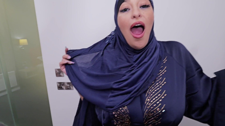 Chris Cobalt: Hijabiwedding Guest Wants a Quickie Whilst Husband Is Away