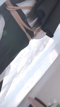 堕ちた尼僧を罰せよ 01