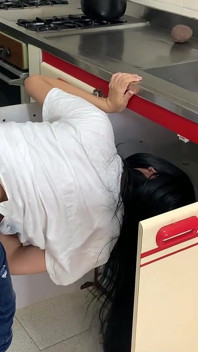 Una Bella Latina Con Un Bel Sedere Grande Mi Provoca Con Il Suo Enorme Sedere