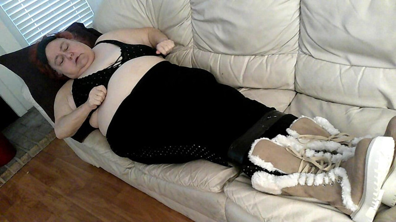 BBW nurse Vicki adventures with friends: Krankenschwester Vicki Ist in Klebeband Gefesselt
