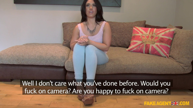 Fake Agent UK: Agent fals din Marea Britanie- la naiba, Hannah nu tren...