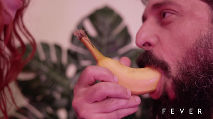 Fever Films: Продовольче порно - сексуальний рудий трах з фруктами, овочами і зрілим чоловіком