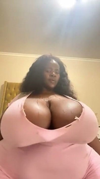 Schwarze bBW titten verehren & striptease
