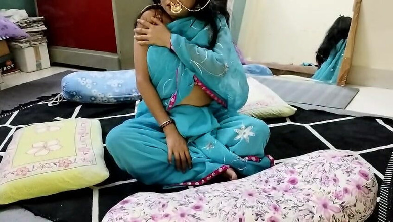 Anar Kali: Indian Desi bhabhi romance il suo patrigno tette calde clitoride...