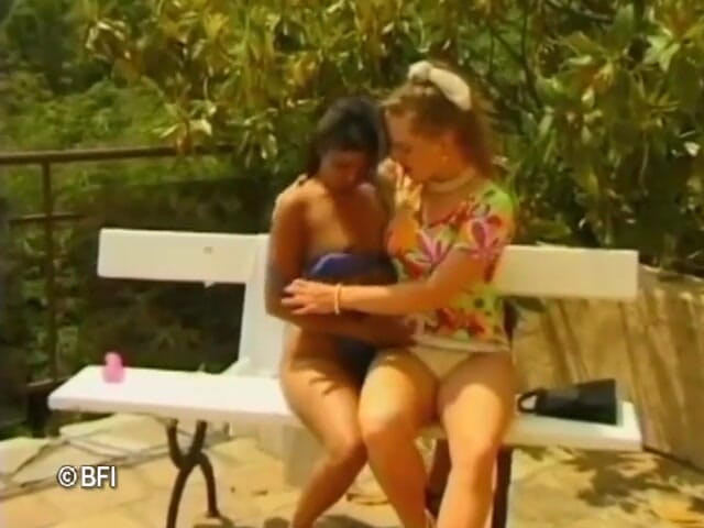 Bizzar hardcore party: Lesbian woman teaches young how to eat pussy right.