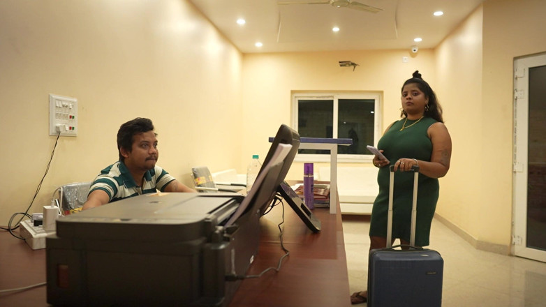 Tina Nandy 21: Step Stepsister and Stepbrother Enjoy in Hotel