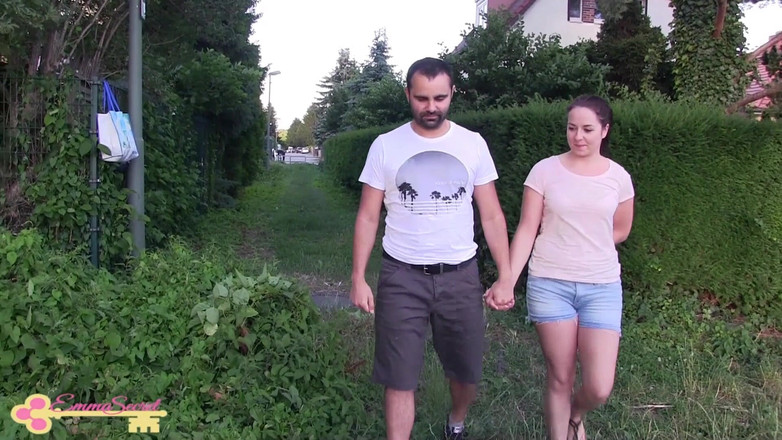 Emma Secret: Mega! Blowjob in the Middle of the Park!