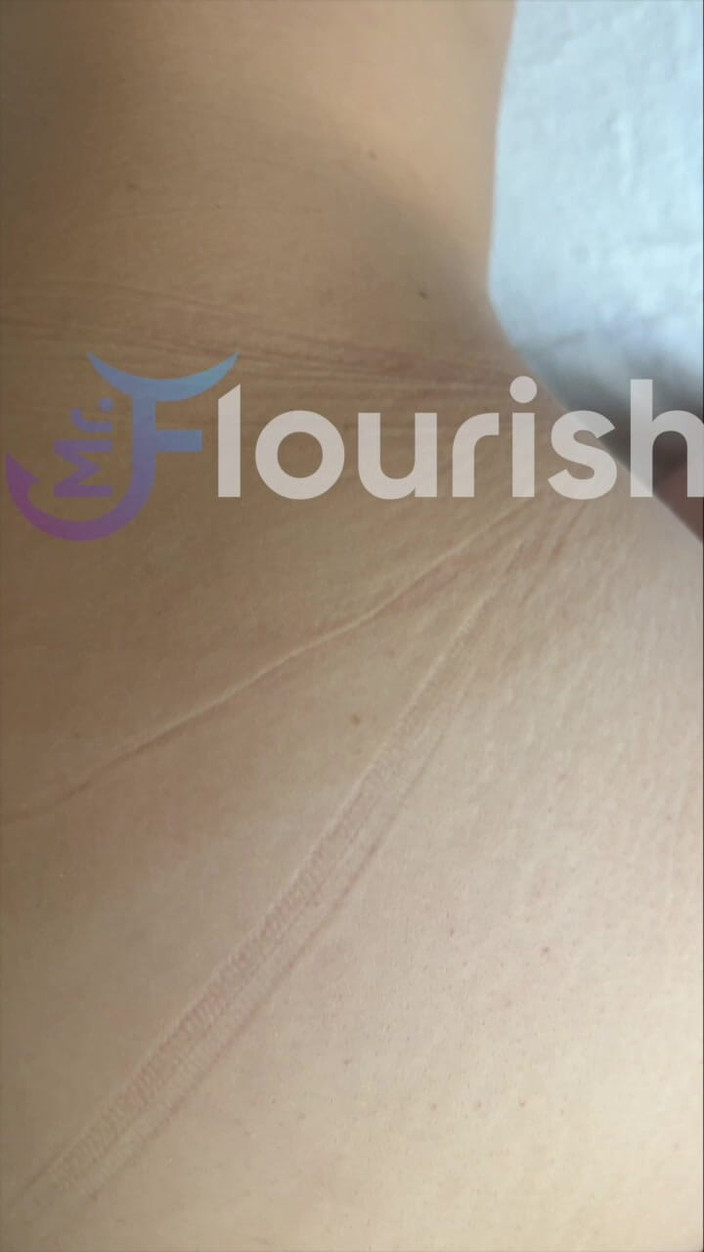 Mr Flourish Live: Mrflourishはブルネットの仲間の恋人の友人ステイシーにバックショットを与えた