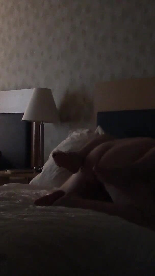 Chubby UK Wife Fucked in Hotel (Barefoot on grass)