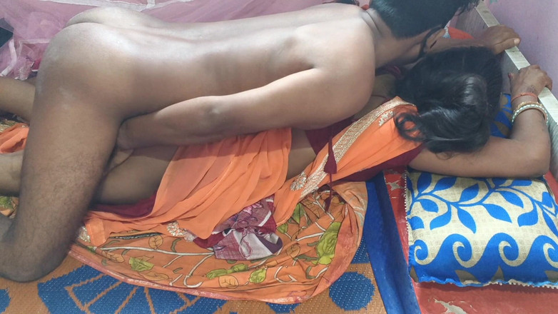 Sobha rani: Sexy novomanželé bhabi creampie od Jeth Ji v jejím Owen...