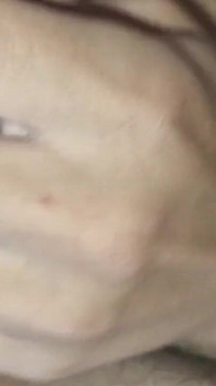 Velký penis v zadku Twinka, naplněný horkým spermatem až do koulí