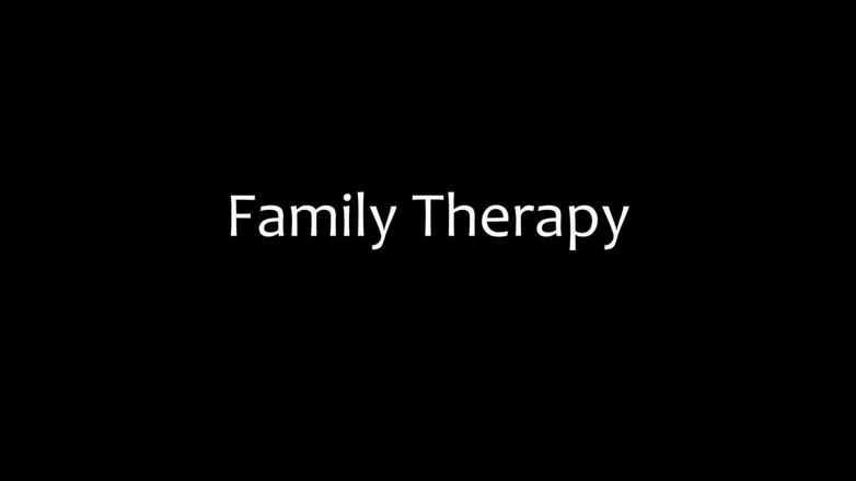 Alex Adams: 红发少女勾引继父 - Harley love - family therapy